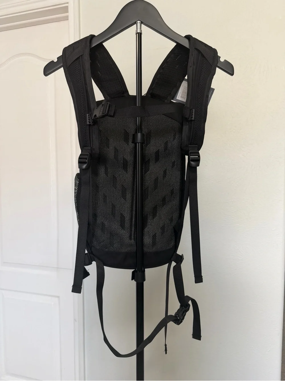 Black Men's Daypack Backpack